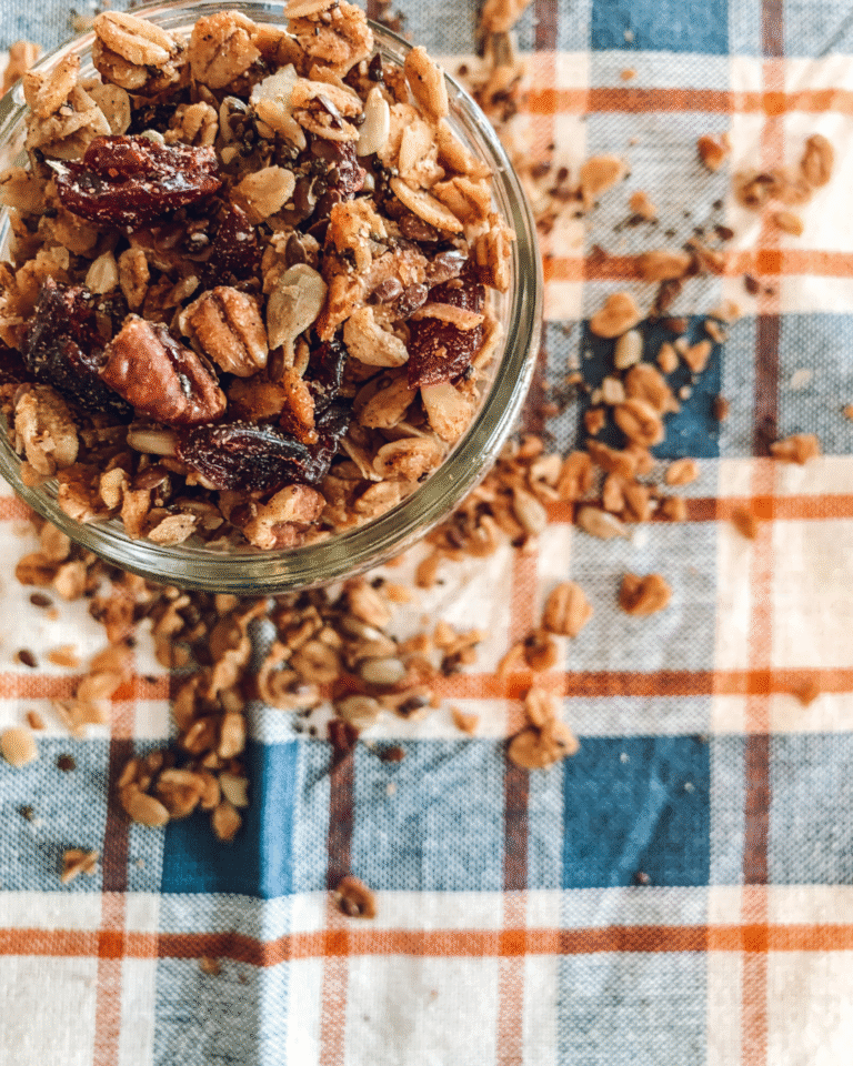 Easy Pumpkin Spice Granola Recipe – Homemade & Healthy